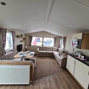 Happy Days Caravan Primrose Valley